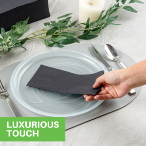 LUXURIOUS TOUCH